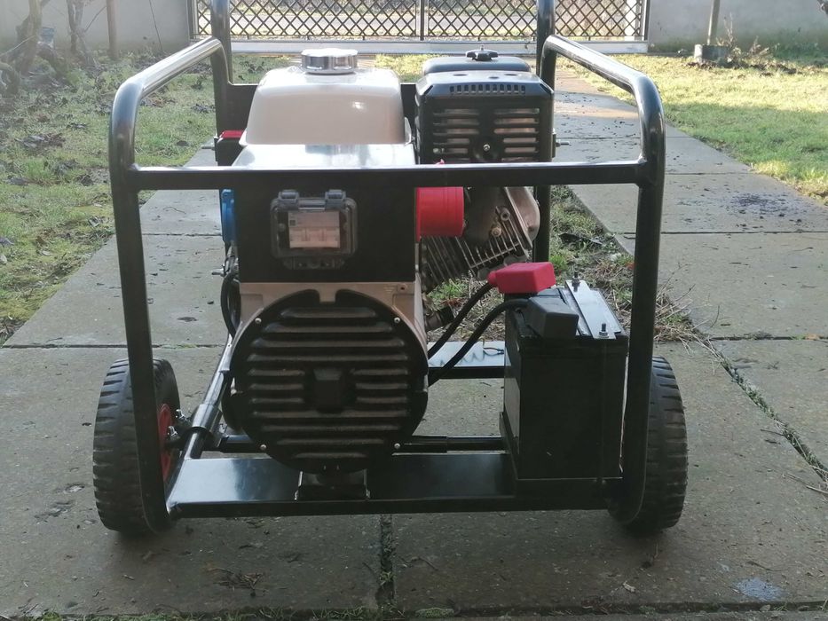 Генератор/агрегатор