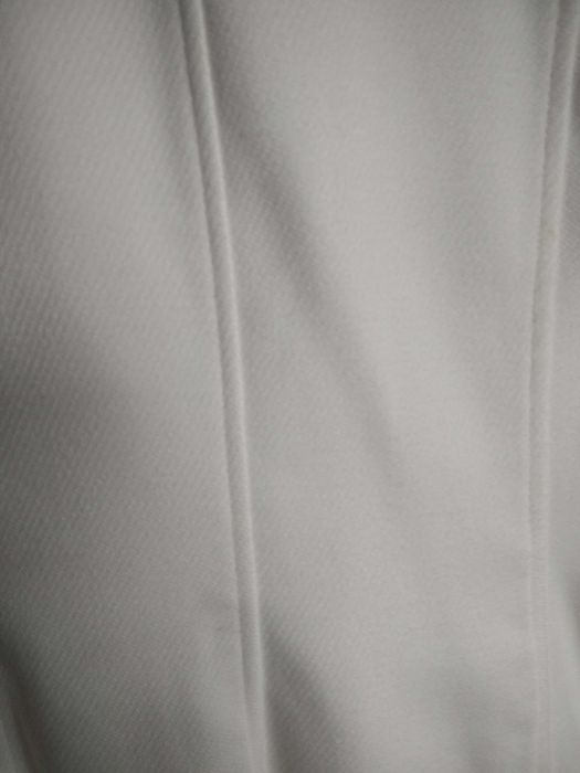 Biała kurtka damska