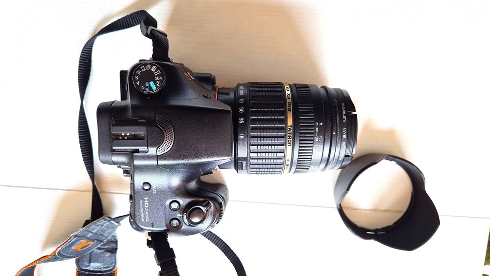 Sony Alfa SLT A65V + Obiektyw Tamron 18-200