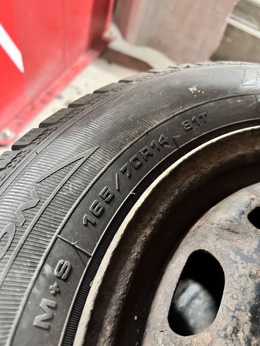 Шини зимові2021р 165/70 r14  диски 5*100 r14 polo.fabia.ibiza vw skoda