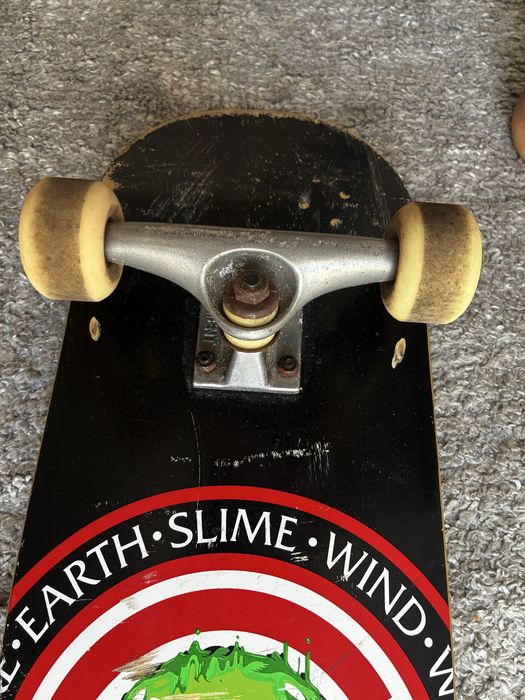 Skate element caça fantasmas