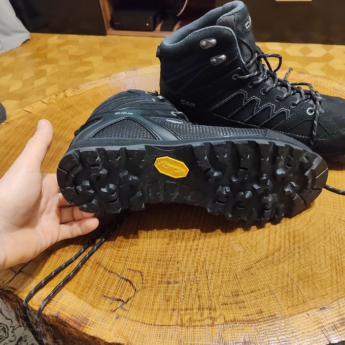 Sprzedam buty trekkingowe CMP Moon Mid WP – jak nowe