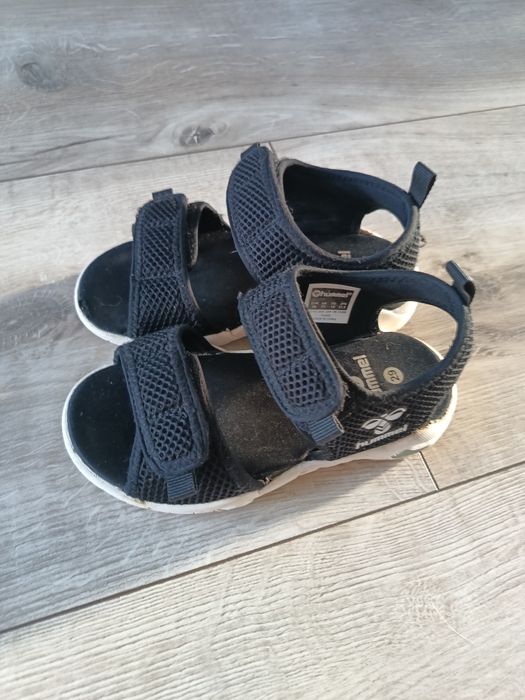 Sandałki świecące Hummel r 29