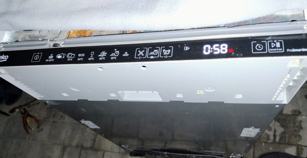 Zmywarka Beko DIS48130