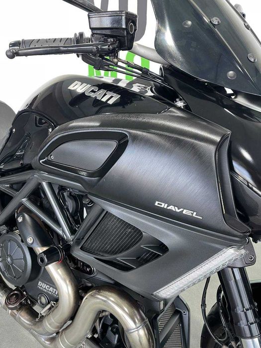 Мотоцикл Ducati diavel 1200