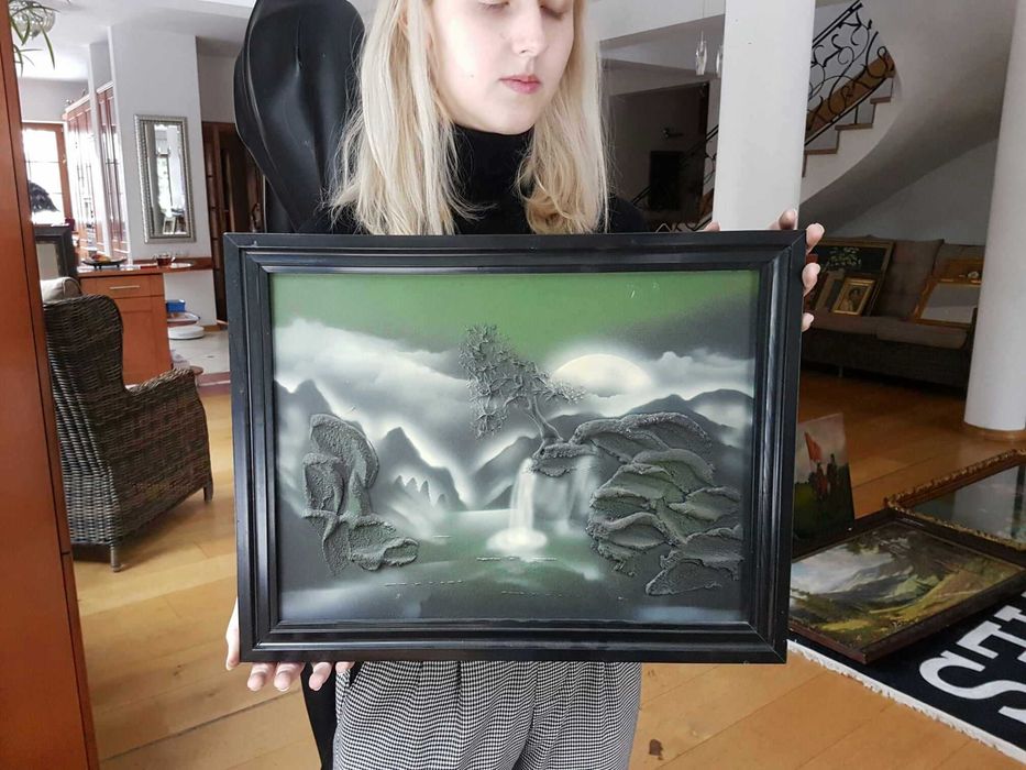 Obraz malowany PŁASKORZEŹBA "Baśniowy Wodospad" w zieleni 45x35cm