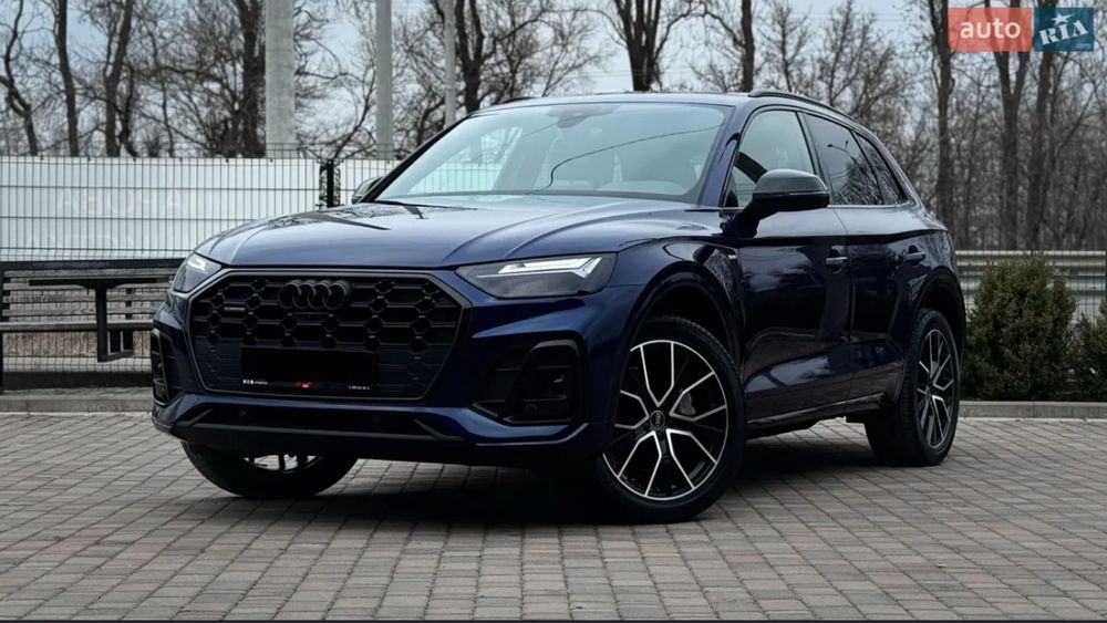 Розборка Audi Q5 80A Rest Авторозборка шрот запчастини Ауді Ку5 80А капот крило бампер двері