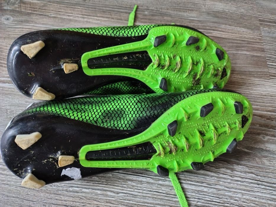 Buty piłkarskie Adidas F10 Fg B35993 korki rozmiar 40