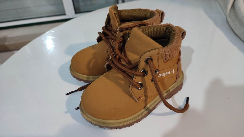 Botas menino tam. 23