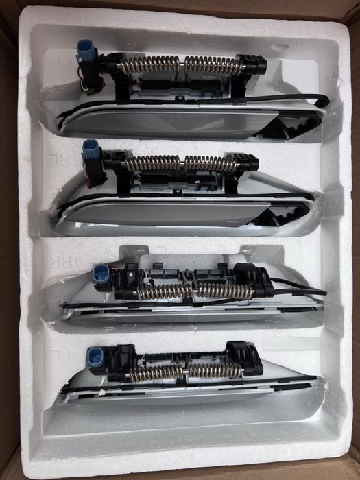 Ручка для Volkswagen ID.4 та ID.6 - сіра, нова