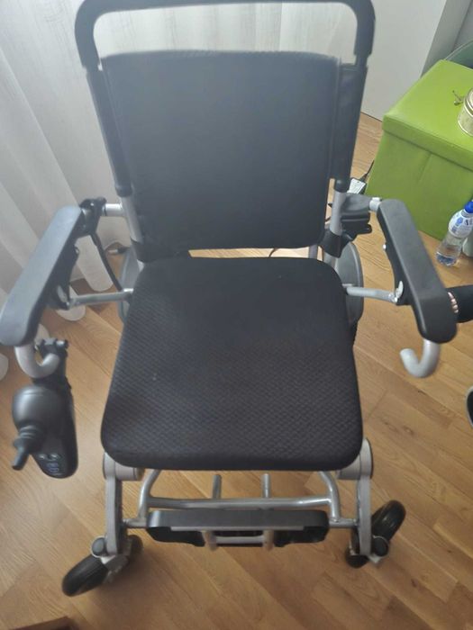 Cadeira de rodas elétrica BASIC LIGHT