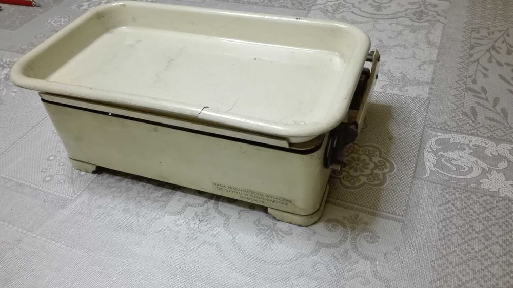 Waga kuchenna w stylu retro