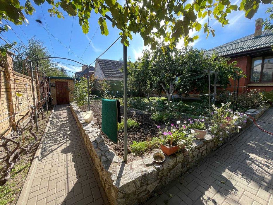 Продаж будинку в Космічному районі