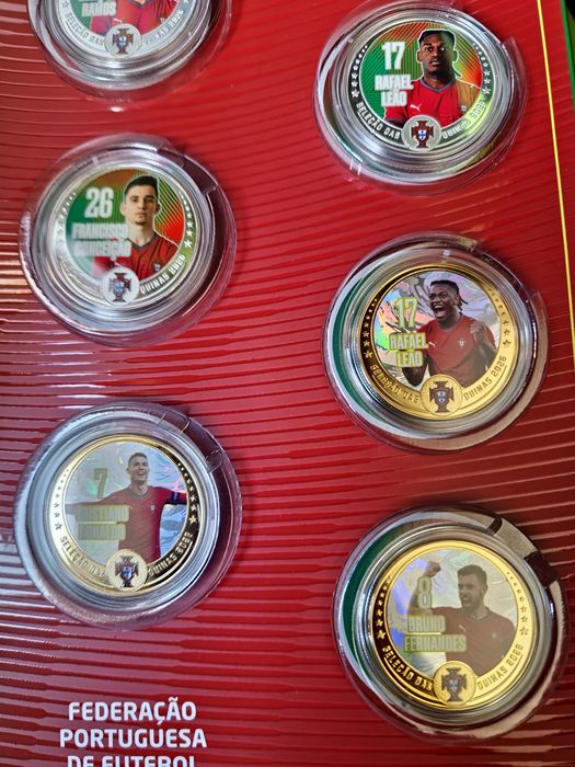 Colecção completa das moedas da seleção portuguesa ICOINS.