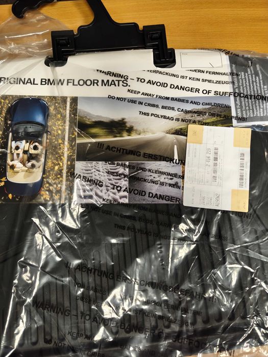 Dywaniki BMW G30 seria 5 nieużywane oryginalne