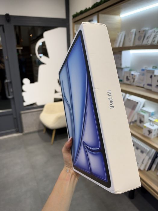 Apple iPad Air 13, 256GB, Wi-Fi + LTE, Blue, M4 (2026) (MH9J4)