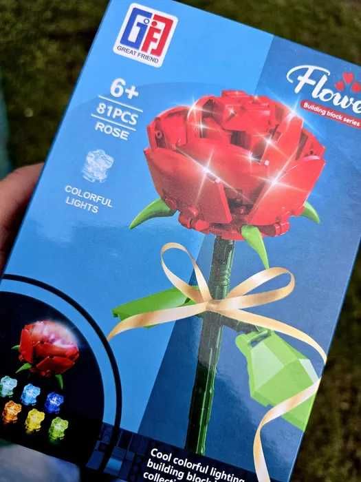 Świecące klocki Kwiatek Róża 81 el dla dzieci nowe