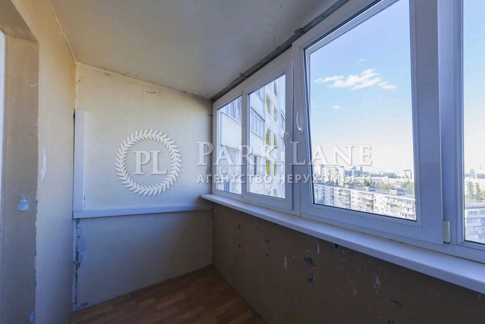 Ревуцького  Харківське шосе Тростянецька  Власник чекае!