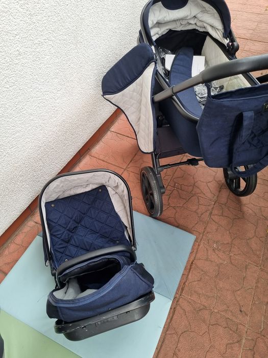 Wózek Venicci Tinum 2.0 i fotelik Cybex Gold