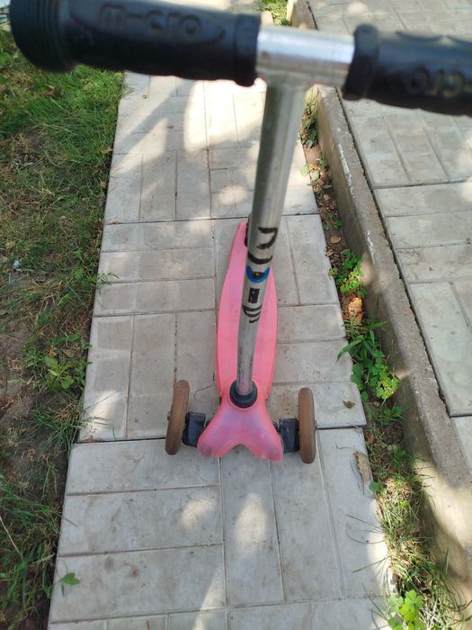 Продам самокат триколісний