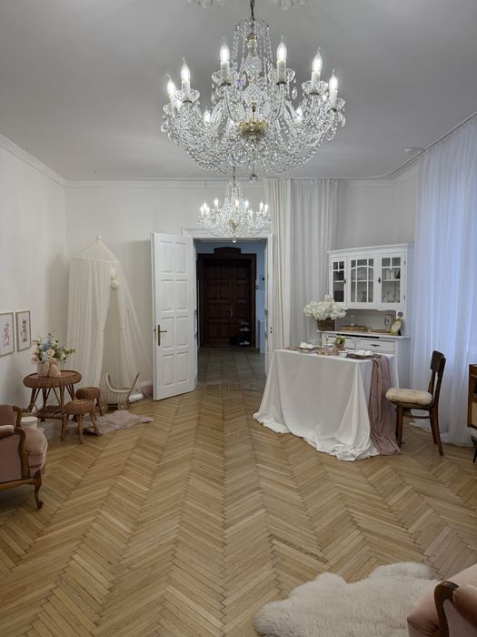 Продаж сучасної фото-студії в центрі м. Надвірна