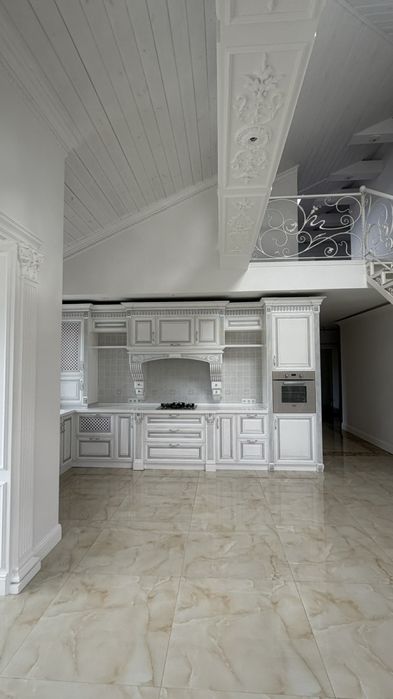 Продам дворівневу квартиру з ремонтом