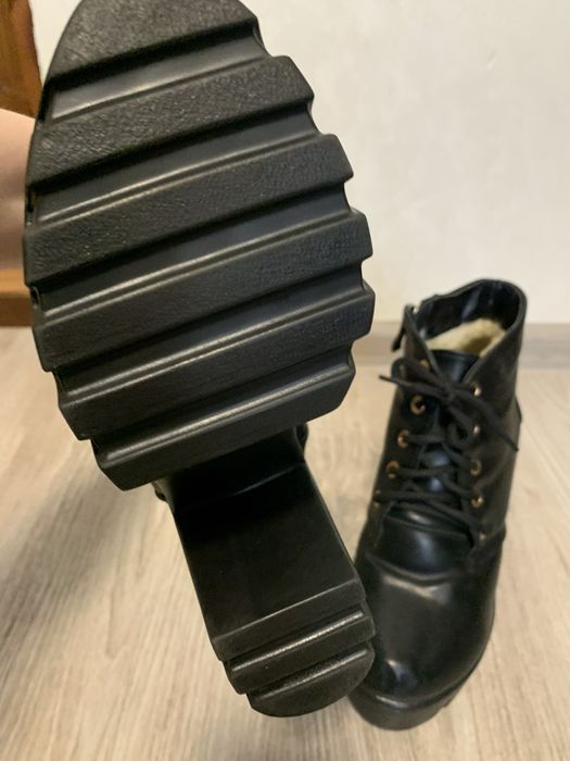 Ботінки зимові