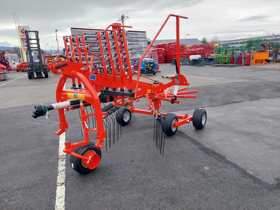 Zgrabiarka Karuzelowa KUHN GA 4201 - Tandem + Przednie koło