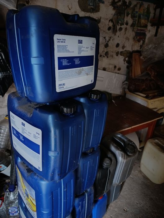 Каністри 20л 500л