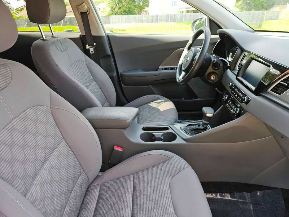 Kia Niro FE      2017
