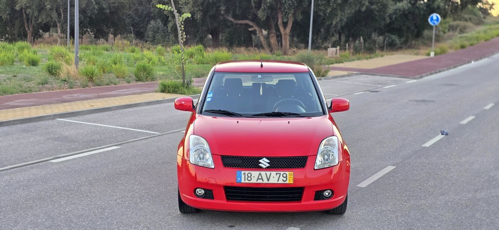 Suzuki swift 1.3 DDIS Diesel  200 mil quilómetros reais Ano 2005