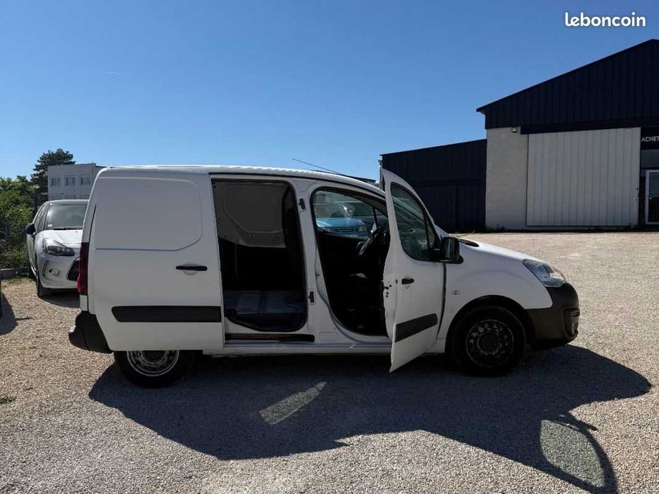 CAIXA AUTOMATICA Peugeot Partner 1.6 bluehdi "3 LUGARES" 2017 *