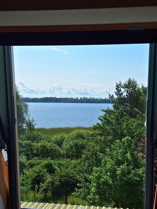 Domek letniskowy nad jeziorem na wakacje
