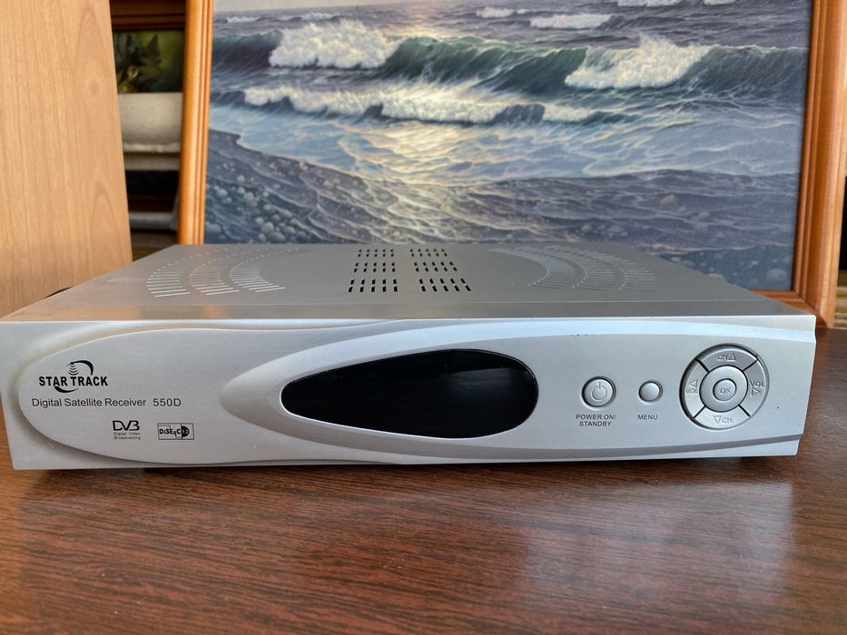 Цифровий супутниковий ресивер Star Track 550D (DVB)