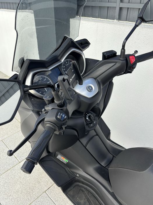 Mota yamaha XMAX 125