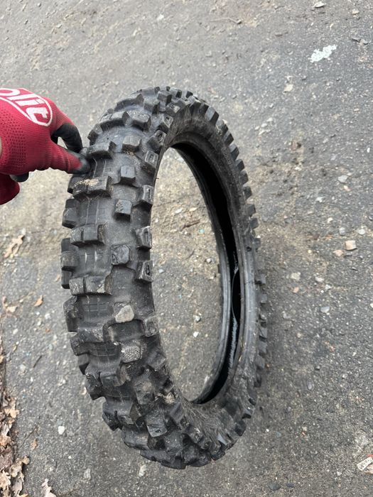 Кроссова покришка R19