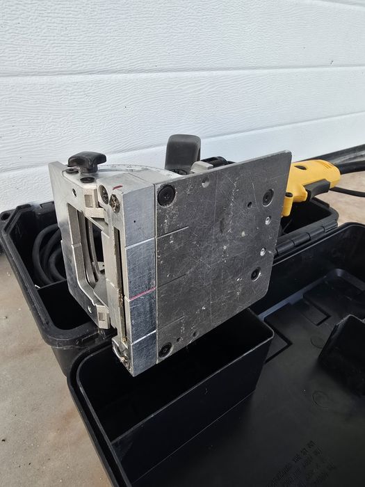 Lameladora ranhuradora Dewalt DW682 QS