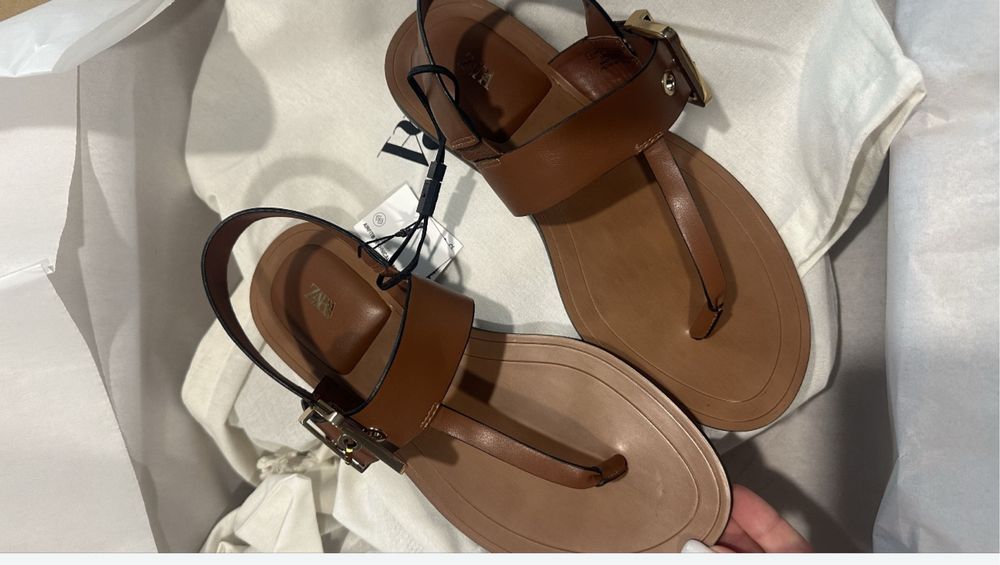 Боссоножки Zara. Босоніжки