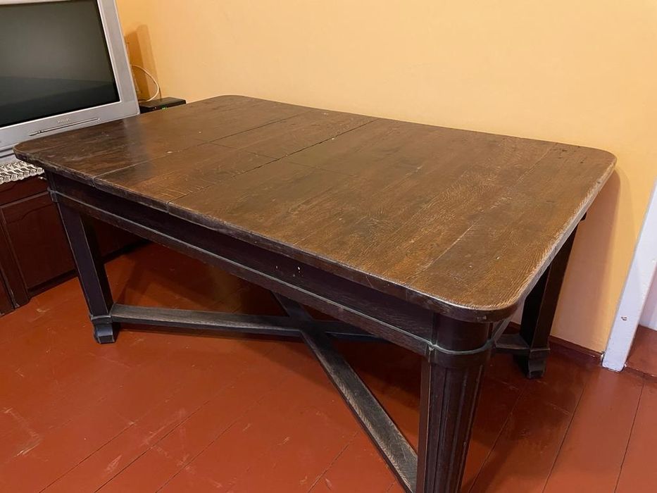 Stół dębowy do renowacji