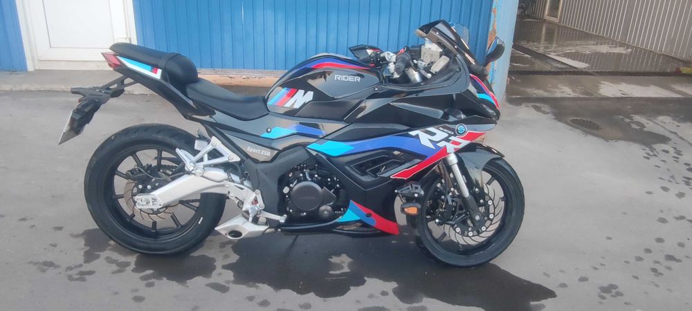 Мотоцикл Rider 250 RR