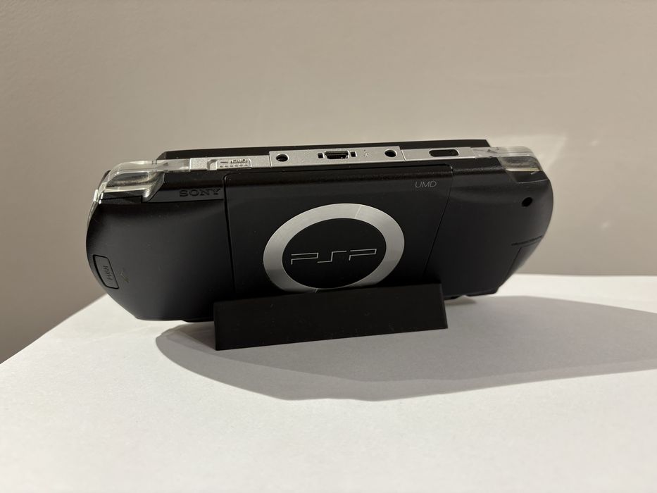 Holder uchwyt podstawka stojak na PSP Sony PlayStation Portable
