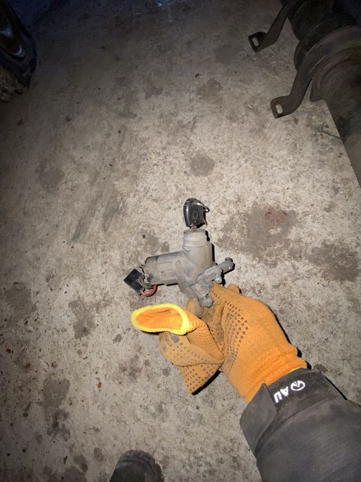 Кпп Мерседес Т1 з кулісою можна без різні