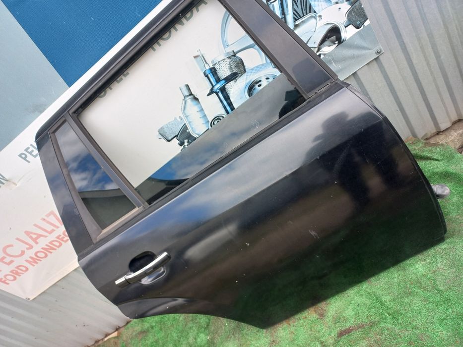 Drzwi Ford Mondeo MK3 kombi prawy tył kolor czarny