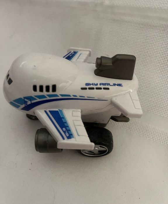 Самолеты из аэропорта