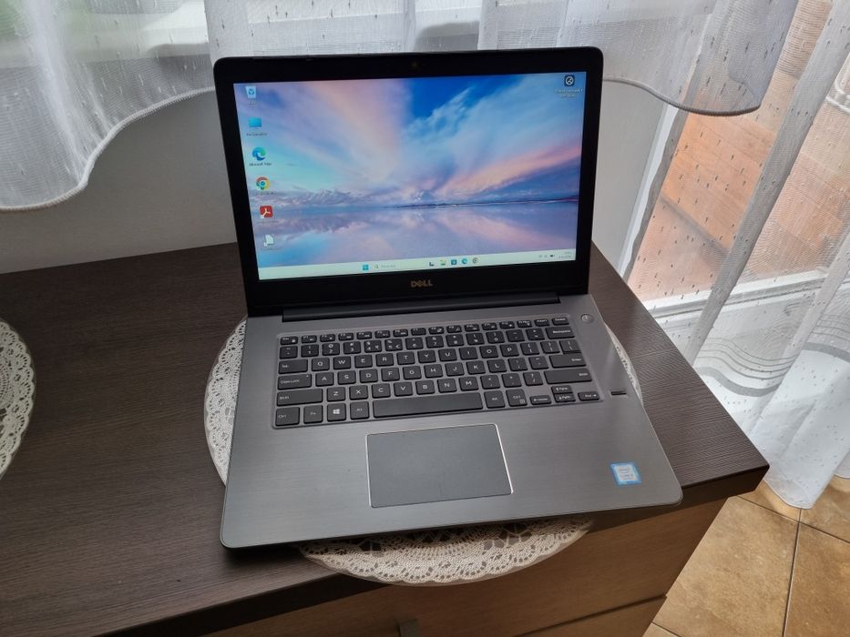 Laptop Dell Vostro 15"