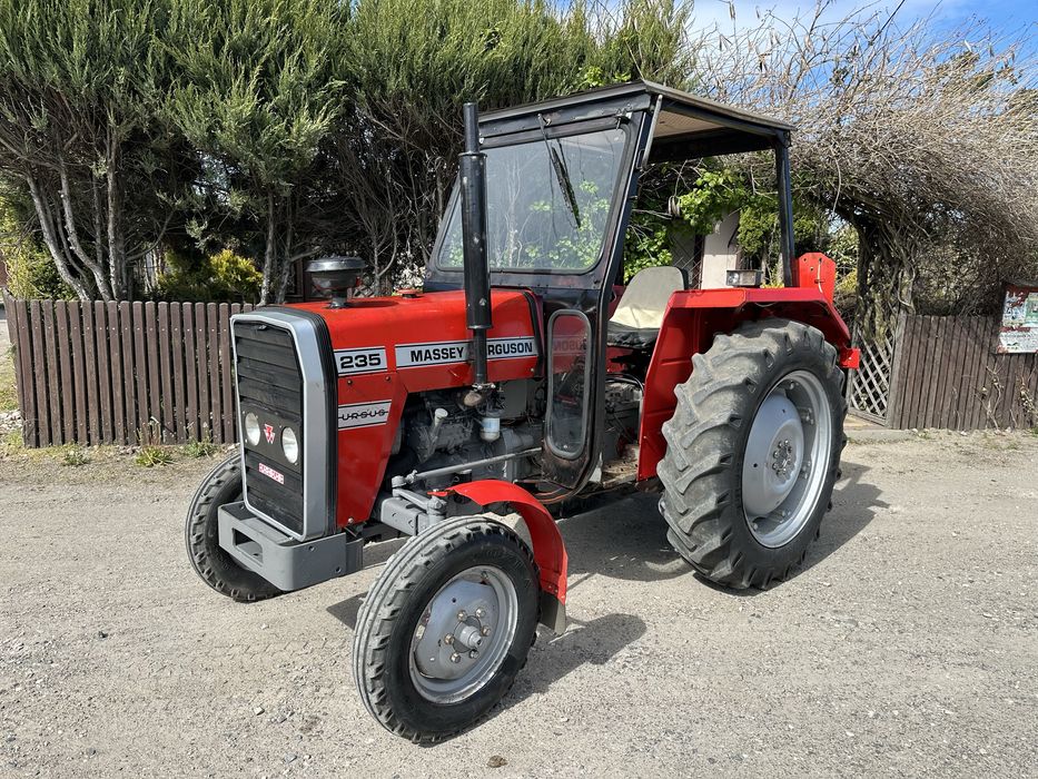Ciągnik Mf 235 Massey feguson255 nie ursus 2812 oryginał