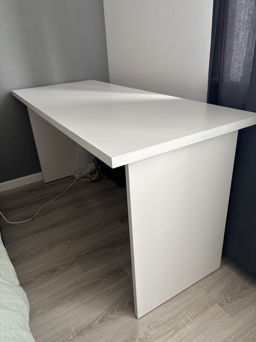 biurko ikea białe