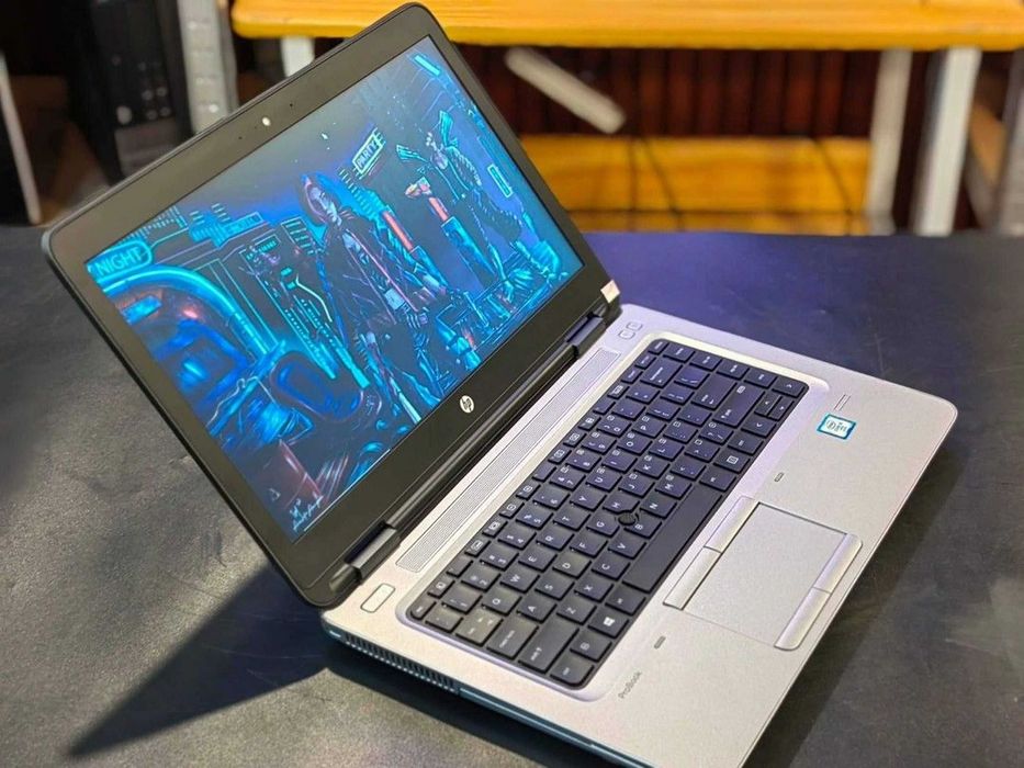 HP Probook 14" i5/8GB/256Nvme como Novo