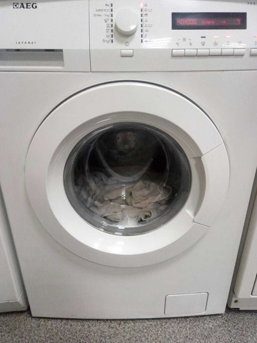 Пральна машина AEG Lavamat на 7кг.