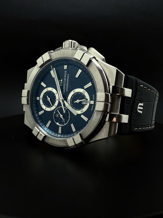 Швейцарський годинник Maurice Lacroix